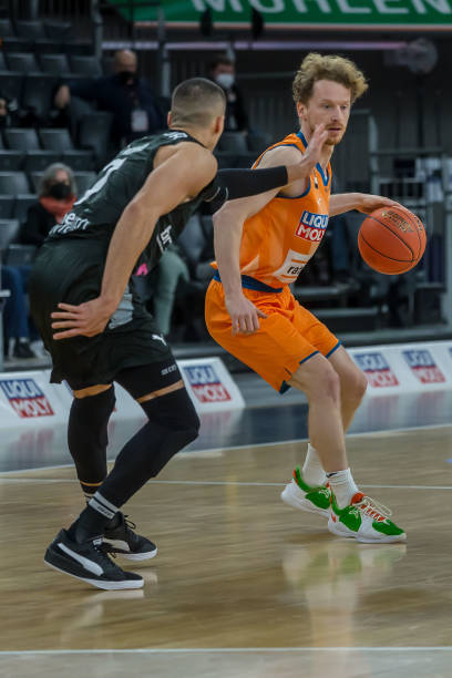 比赛中脱颖 比赛中脱颖