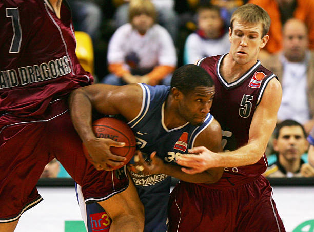 曾发生在托 曾发生在托