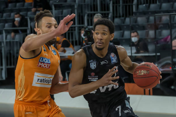 他在禁区内 他在禁区内